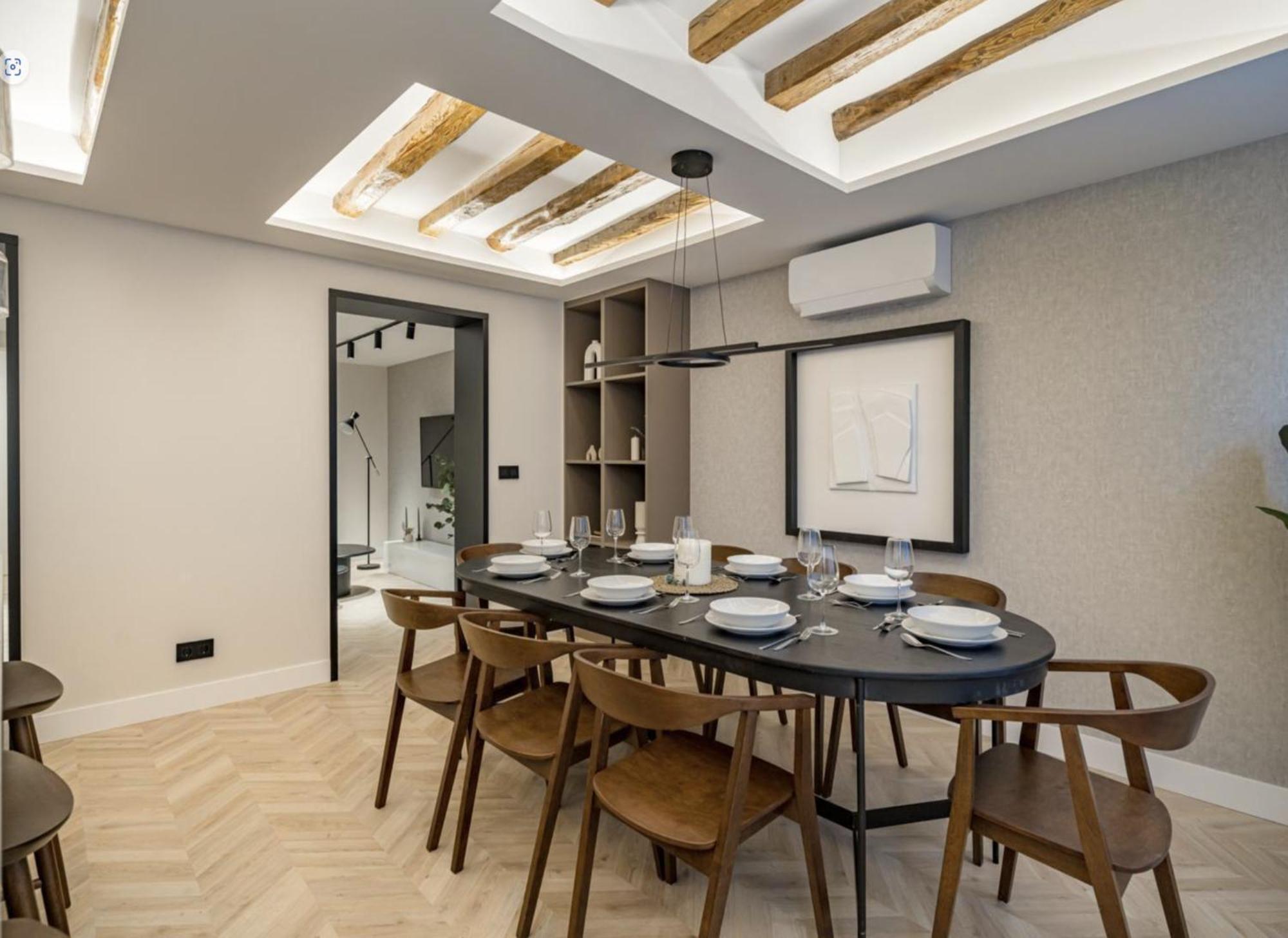 Cosy And Stylish In A Lively Area Of Appartamento
